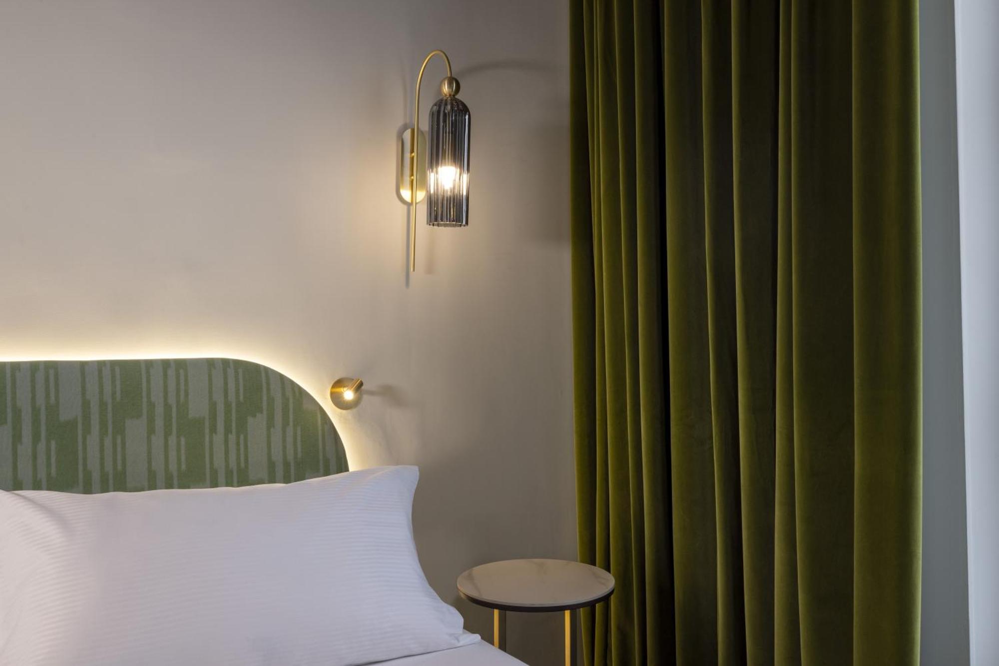 Hotel L De Lutece - Notre-Dame Paris Exteriör bild